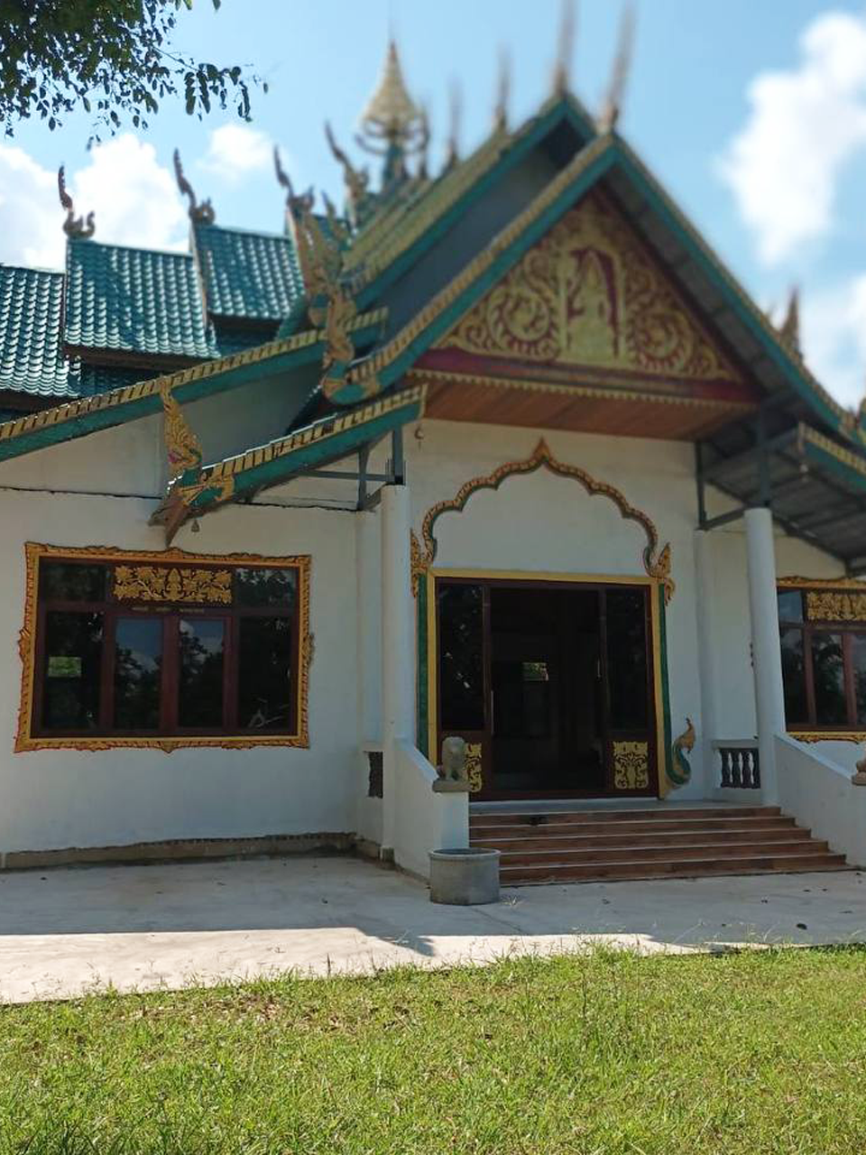 วัดรัตนาภิเขมาราม จังหวัดร้อยเอ็ด